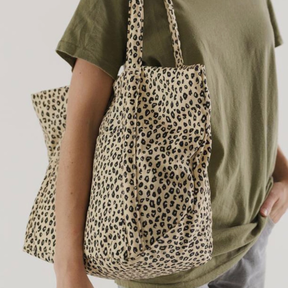 BAGGU cloud bag